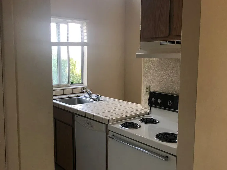 700 David Ave — Photo 12