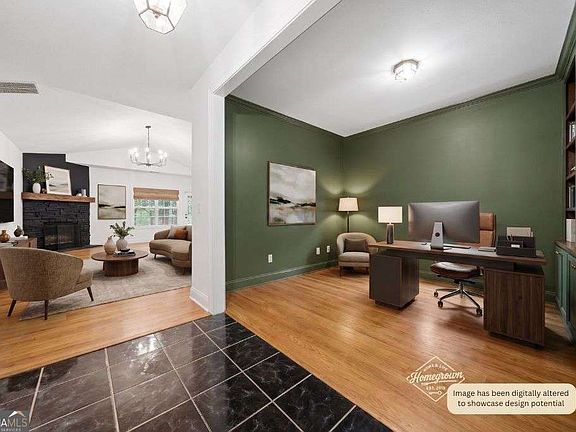 3rd image of 359 Cannongate Rd
