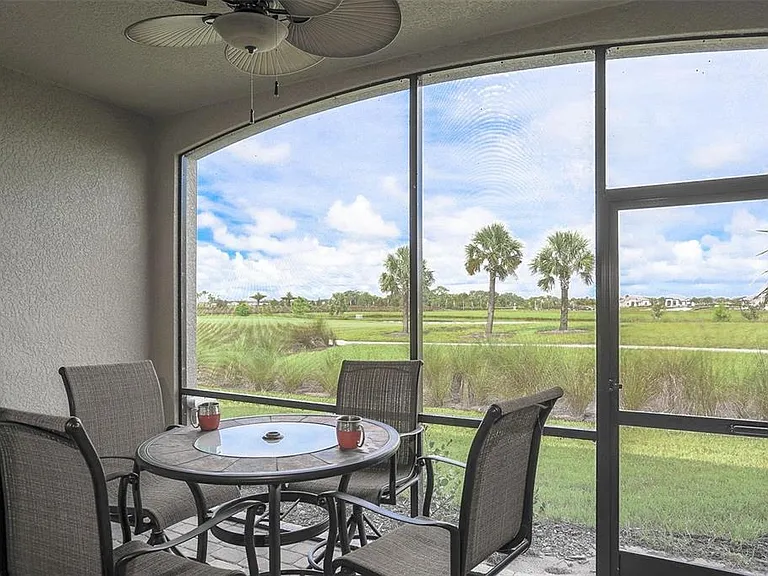 5507 Palmer Cir #105 — Photo 7