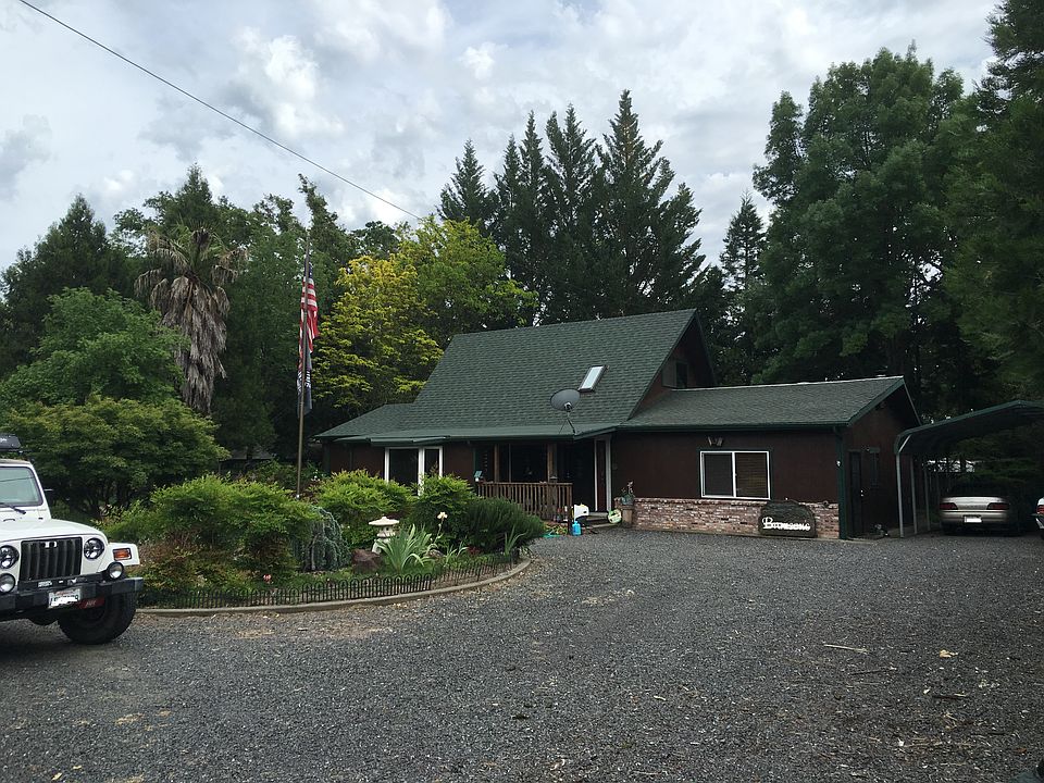 2nd image of 601 Laughlin Way