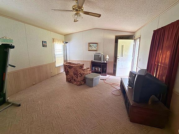 3rd image of 1100 Shepherds Store Rd