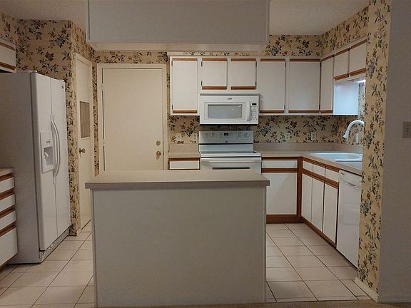 4th image of 5001 Grande Dr APT 1712