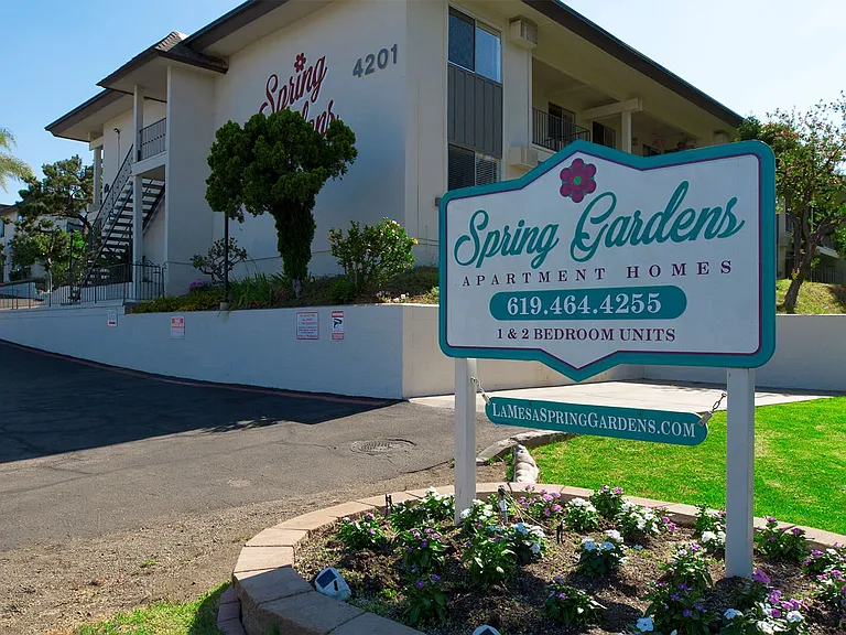 La Mesa Spring Gardens — Photo 25