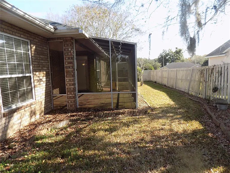 11903 NW 9th Rd — Photo 59