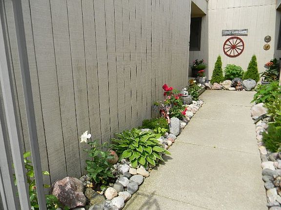 2nd image of 5322 Dierks Dr APT 4