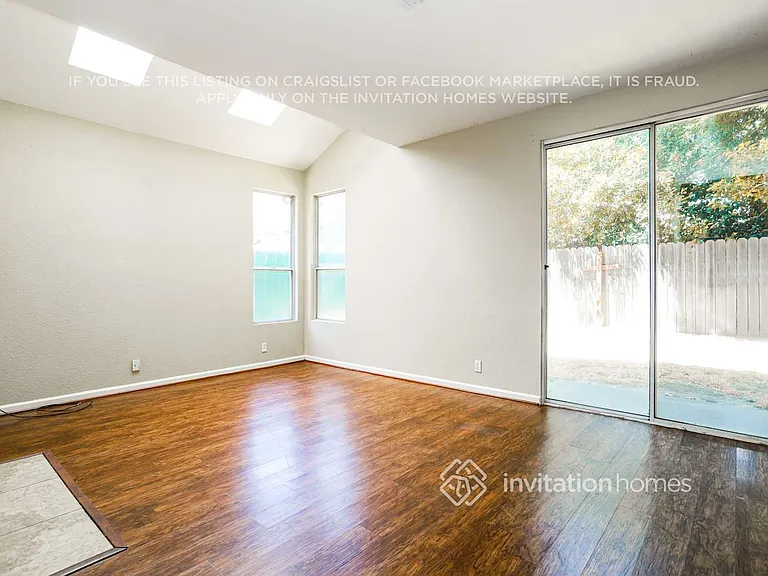 4533 Winter Oak Way — Photo 9