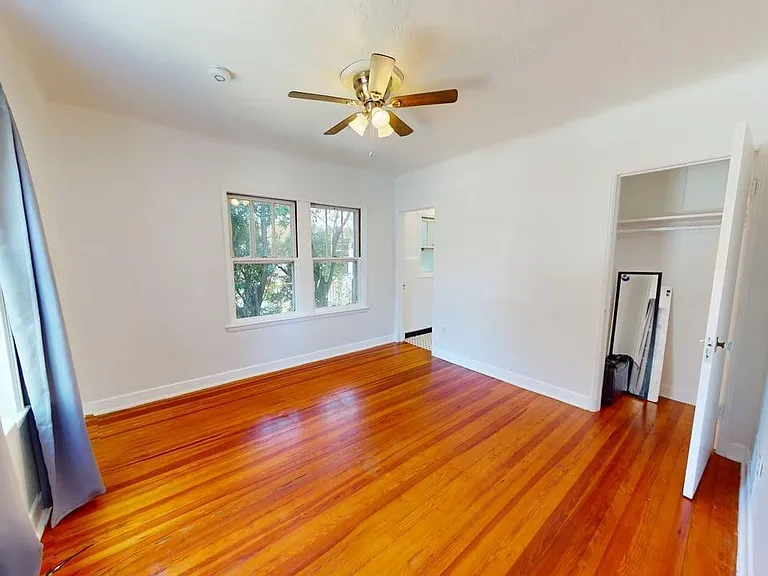 318 Braddock Ave #1 — Photo 11