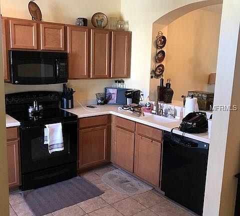 4th image of 1161 Grantham Dr
