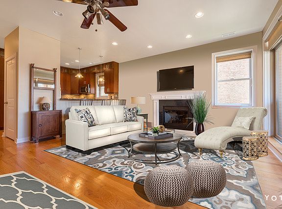 2nd image of 1425 W Grand Ave #2W