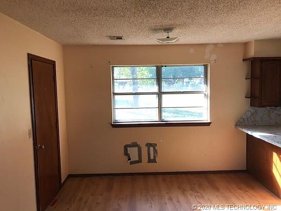 3rd image of 107 S Jerome St