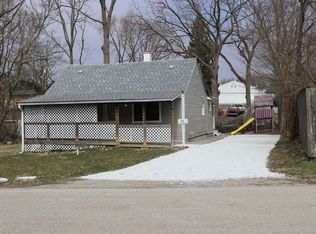 105 Dellwood Ave, Lockport, IL 60441