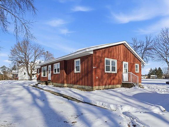 5th image of 3575 Vermillion St