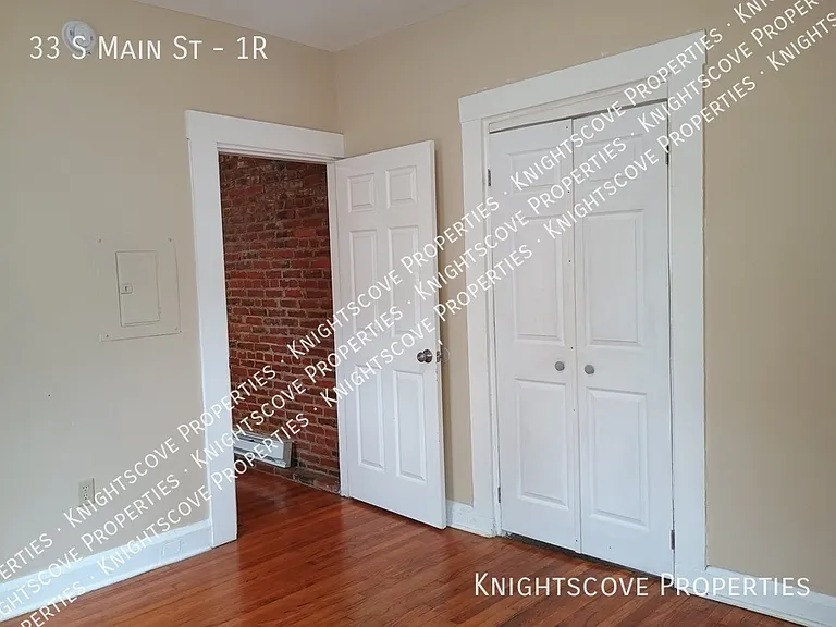33 S Main St #1R — Photo 8