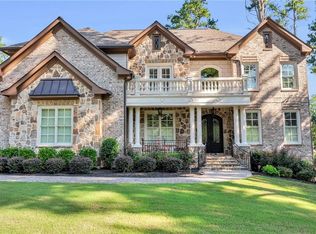 6552 Long Acres Dr, Atlanta, GA 30328