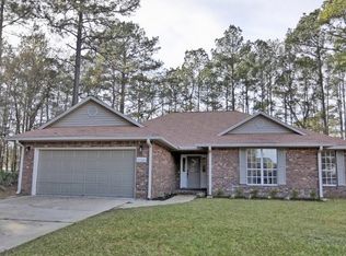 220 Easy St, Hinesville, GA 31313