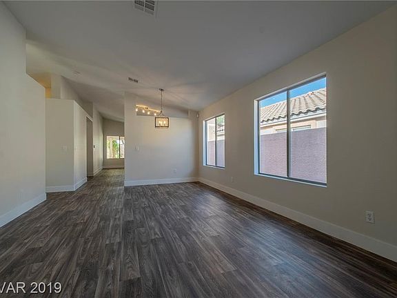 3rd image of 10464 Clarion River Dr