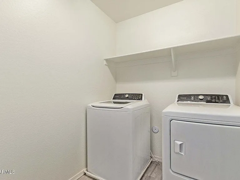 905 S Canal Dr #30 — Photo 13