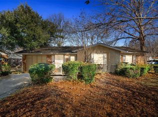 918 Surrey Ln, Grapevine, TX 76051