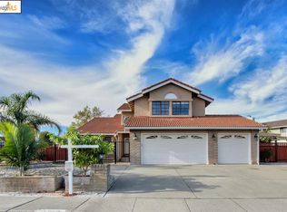 208 Tanager Way, Hercules, CA 94547