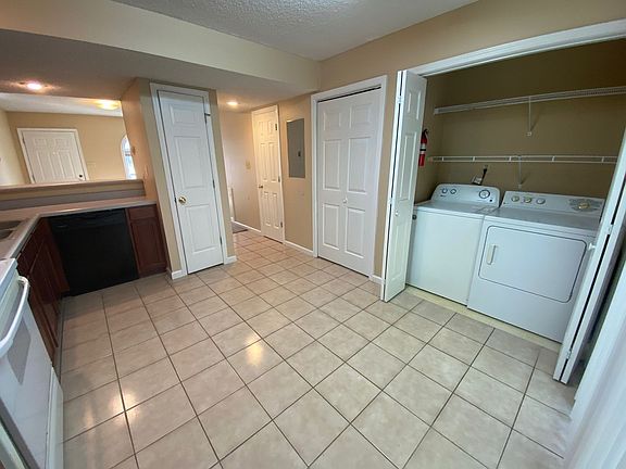 5th image of 898 E Sherwood Hills Dr #Zz2