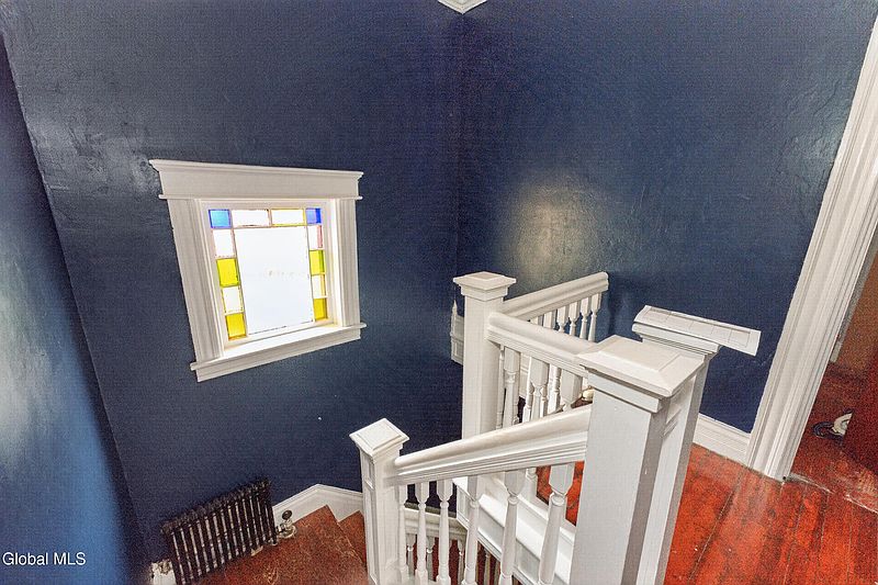 17th image of 7 Broadview Terrace
