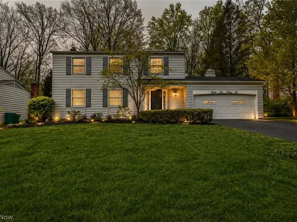 8242 Starburst Rd, Mentor, OH 44060