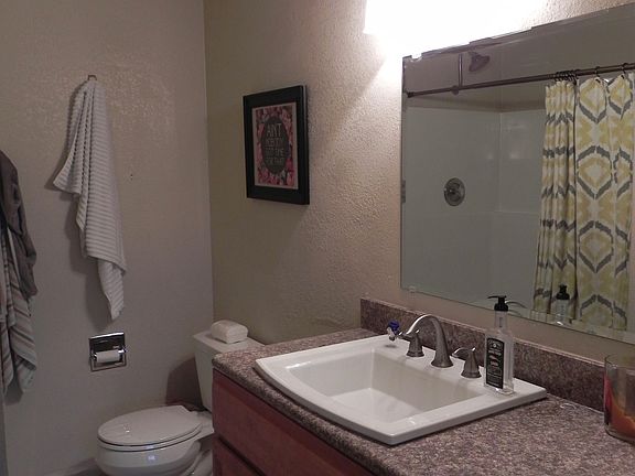Master's bathroom