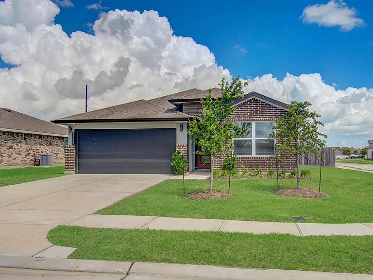 14543 Rain Tree Dr — Photo 4