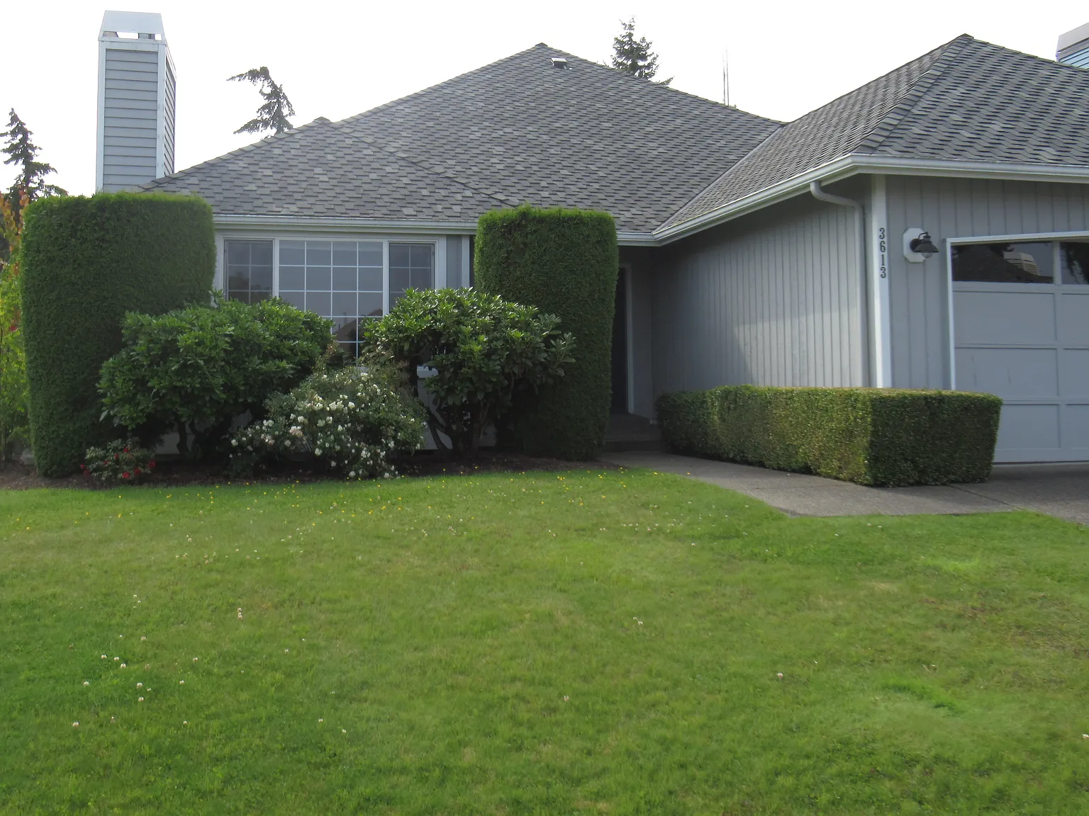 3 bed, 1858 sqft, $2,975 — Photo 1