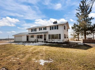 2284 Waukau Rd, Omro, WI 54963