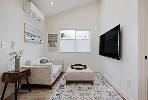 5057 San Vicente Dr #2 Photo 1 5057 San Vicente Dr #2 Photo 1