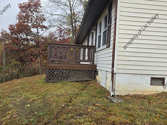 5th image of 91 Cove Dr