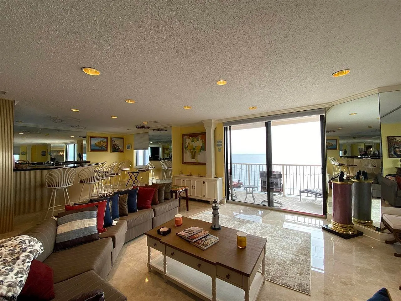 2 bed, 2.5 bath, $48,500 — Photo 2