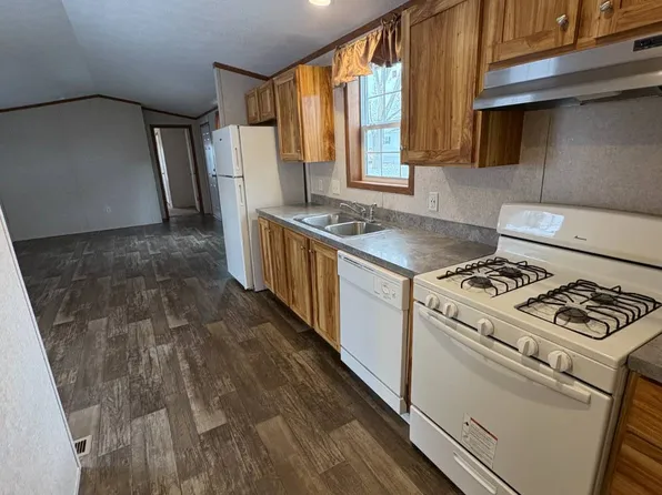 328 W 53rd St Trailer 18, Anderson, IN 46013