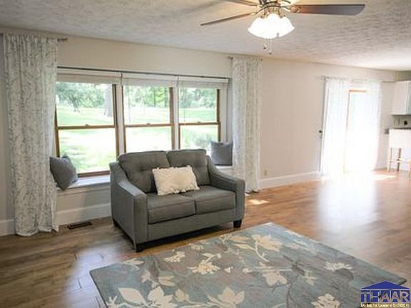 3rd image of 201 Terre Vista Dr