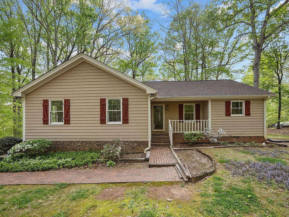 1st image of 3904 Maplefield Dr