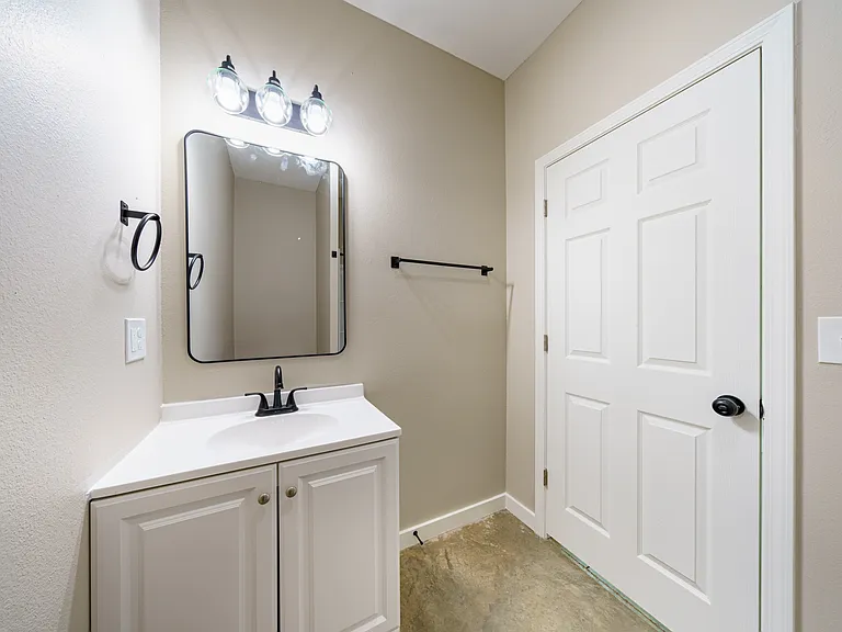 251 Scott Dr #A — Photo 13