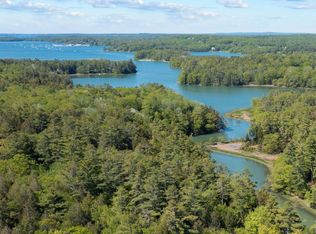 49 Cranberry Rdg, Freeport, ME 04032