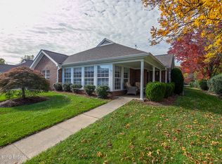 1602 Eagle Pines Ct, Louisville, KY 40223
