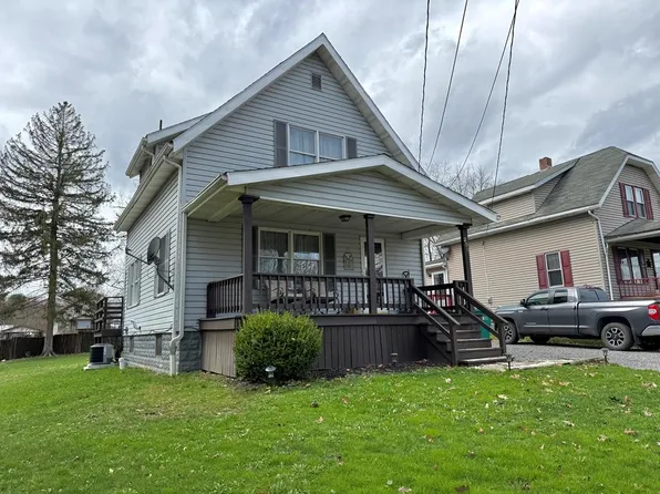 209 Oak Rd, Oil City, PA 16301