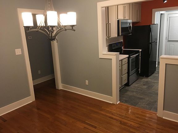 Dining room.