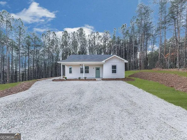 617 Young Loop Rd, Fairmount, GA 30139
