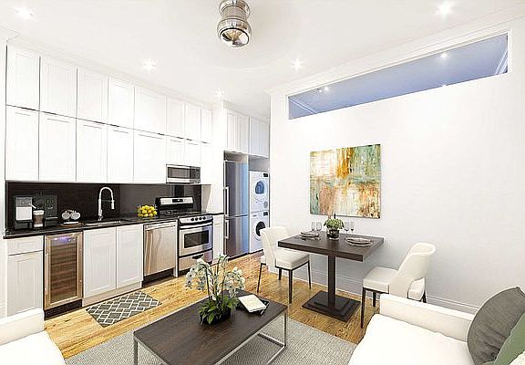 3rd image of 25 Grove St Unit 20