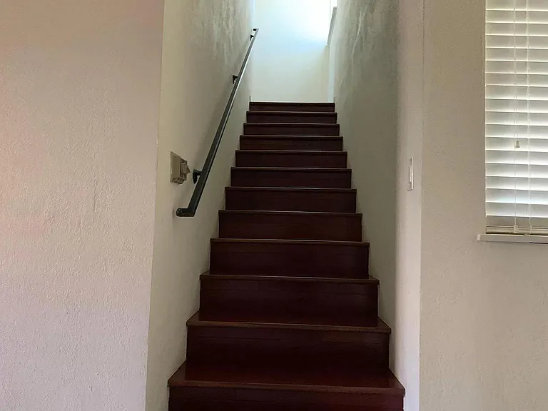 1175 Johnson Ave — Photo 5