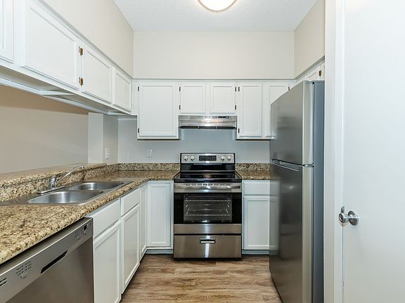 2nd image of 2101 S Cynthia St #B216