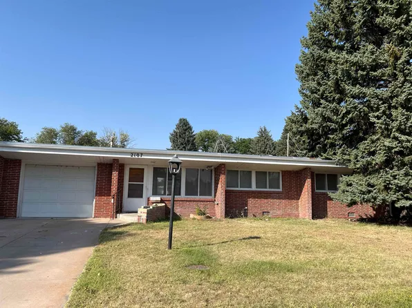 2107 W C Street, North Platte, NE 69101