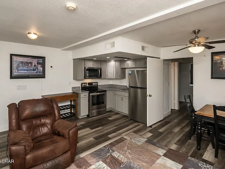 256 Lake Havasu Ave S #B73 — Photo 3