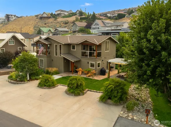 340 Lake Front Drive, Orondo, WA 98843