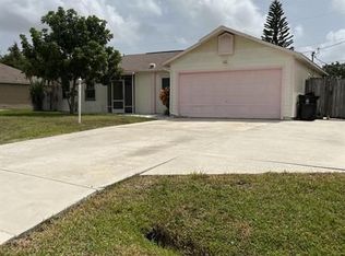 733 NE Galilean St, Port Saint Lucie, FL 34983