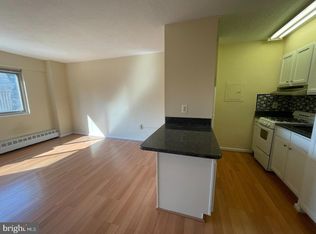 River West Condominium, Philadelphia, PA 19103